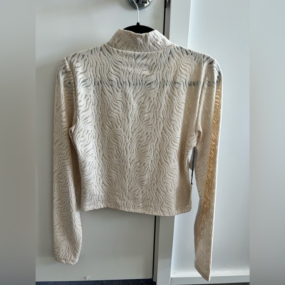 Babaton Shapelace Mockneck Longsleeve - Picture 8 of 8